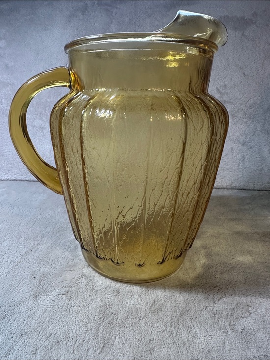 Anchor Hocking Other - Vintage Anchor Hocking Sprucewood Honey Gold Glass Pitcher 1960’s